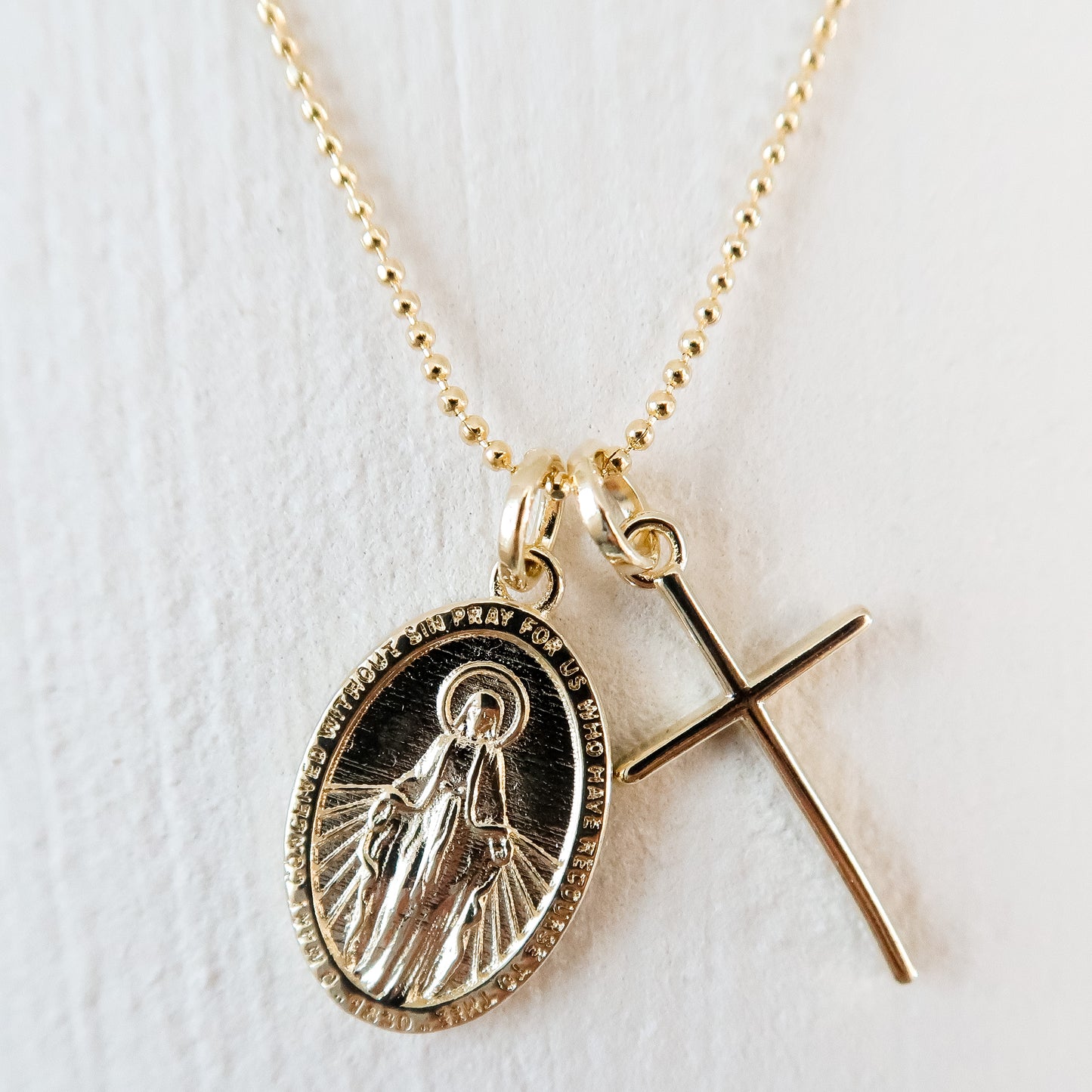 Gold_Aesthetic_Jewelry_Catholic_Miraculous_Medal_Our_Lady_Blessed_Mother_Mary_Faith_Bracelet_Necklace_Traditional_Shop_Pendant_Modern_Chain_Necklace_Women_Trendy_Mom_Devout_Faithful_0