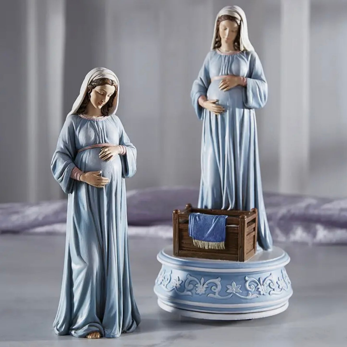 Our-Mary-Mother-of-God-Pregnant-Catholic-Statue-Figurines-by-Toscana